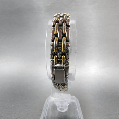 Seiko Watch Women 17mm White Dial Two Tone Oval Vintage V4001029 New Battery7
