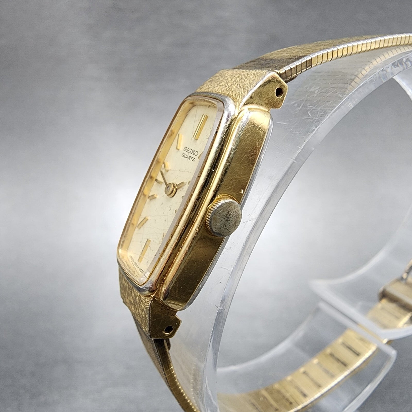 Seiko Watch Women 13mm Cream Dial Gold Tone Rectangle 13205549 New Battery2
