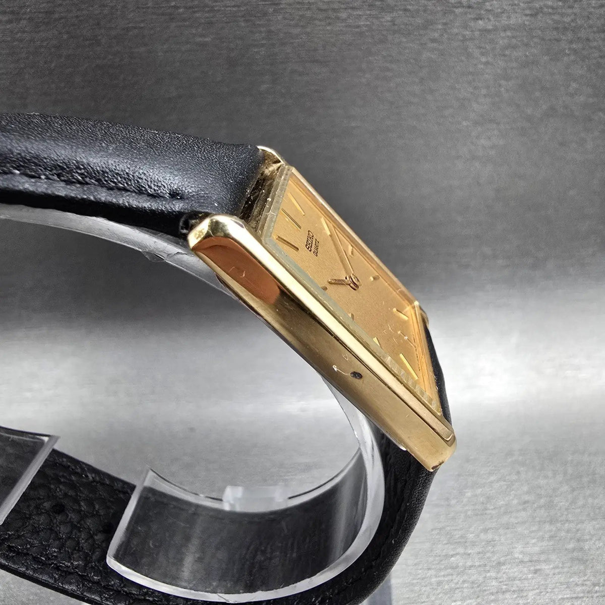 Seiko Tank Watch Men 25mm Gold Dial Gold Tone Rectangle 7N00-5B20 New Battery J3