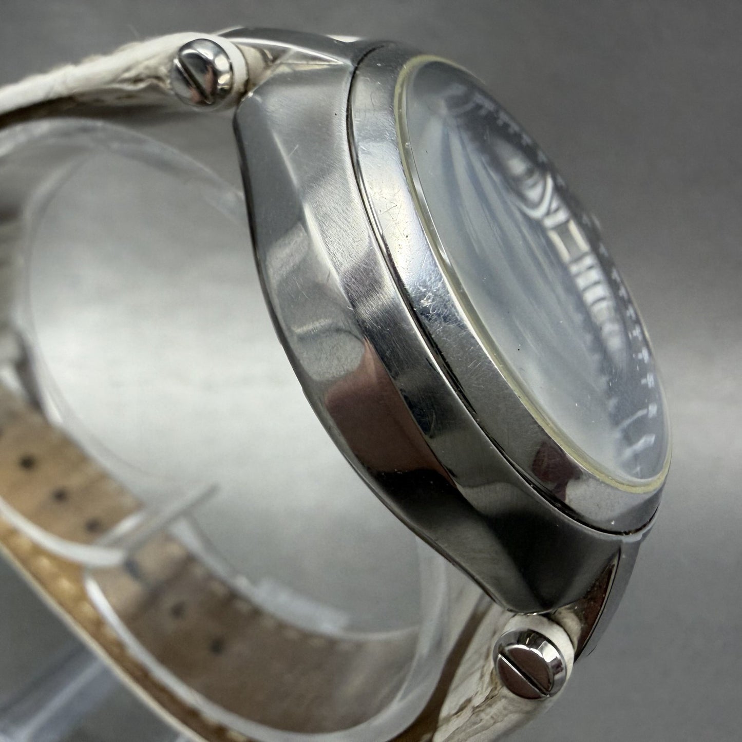 Michael Kors Chronograph Watch Women 36mm White Dial Silver Tone date New BattAB3