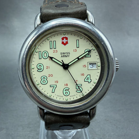 Victorinox Swiss Army Calvary Watch Men 37mm Cream Dial Silver Tone Date PARTSTH0