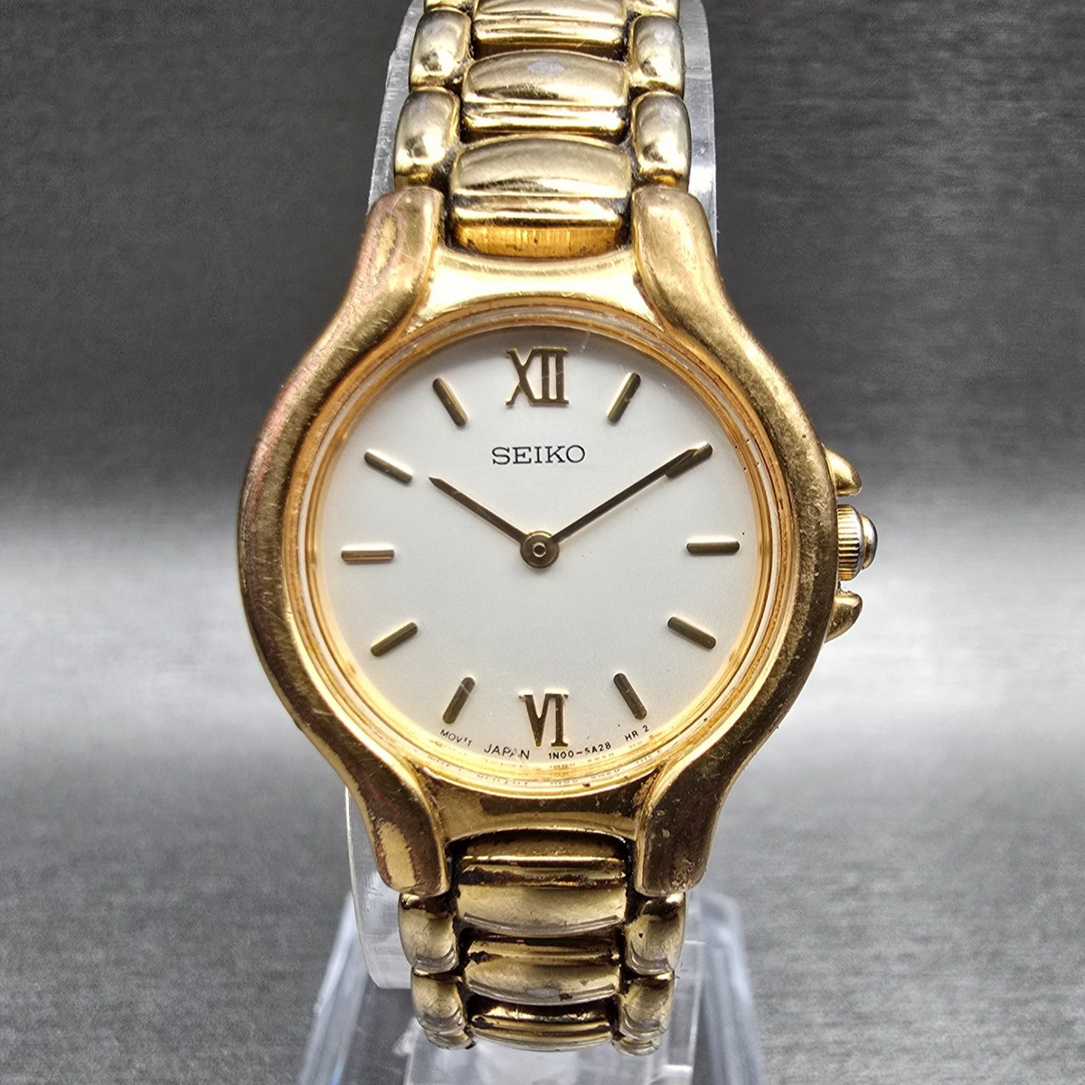 Seiko Watch Women 23mm White Dial Gold Tone Round 1N00-1F00 New Battery Vintage0
