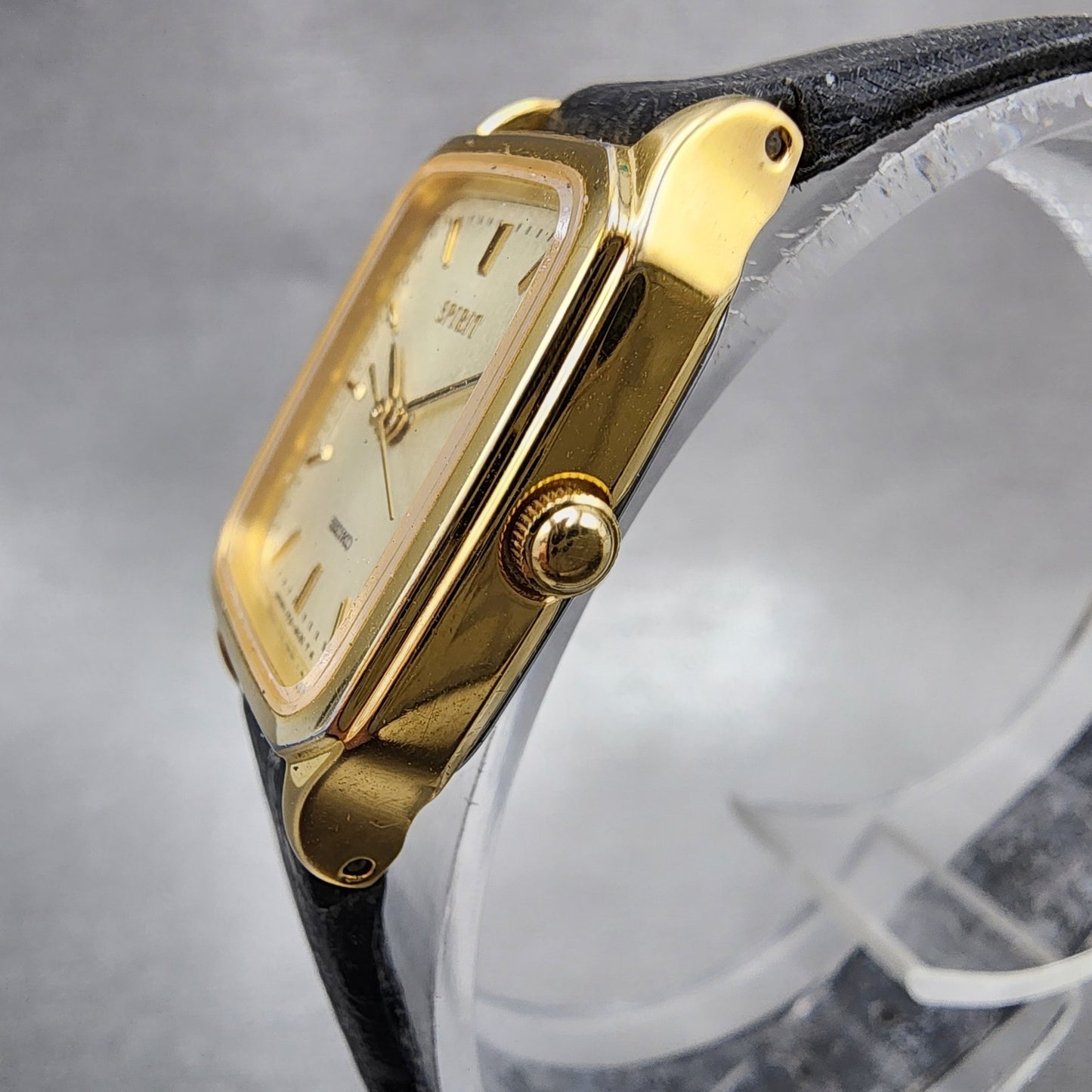 Seiko Spirit Tank Watch Women 20mm Gold Dial Gold Tone 1F215b20 New Battery2