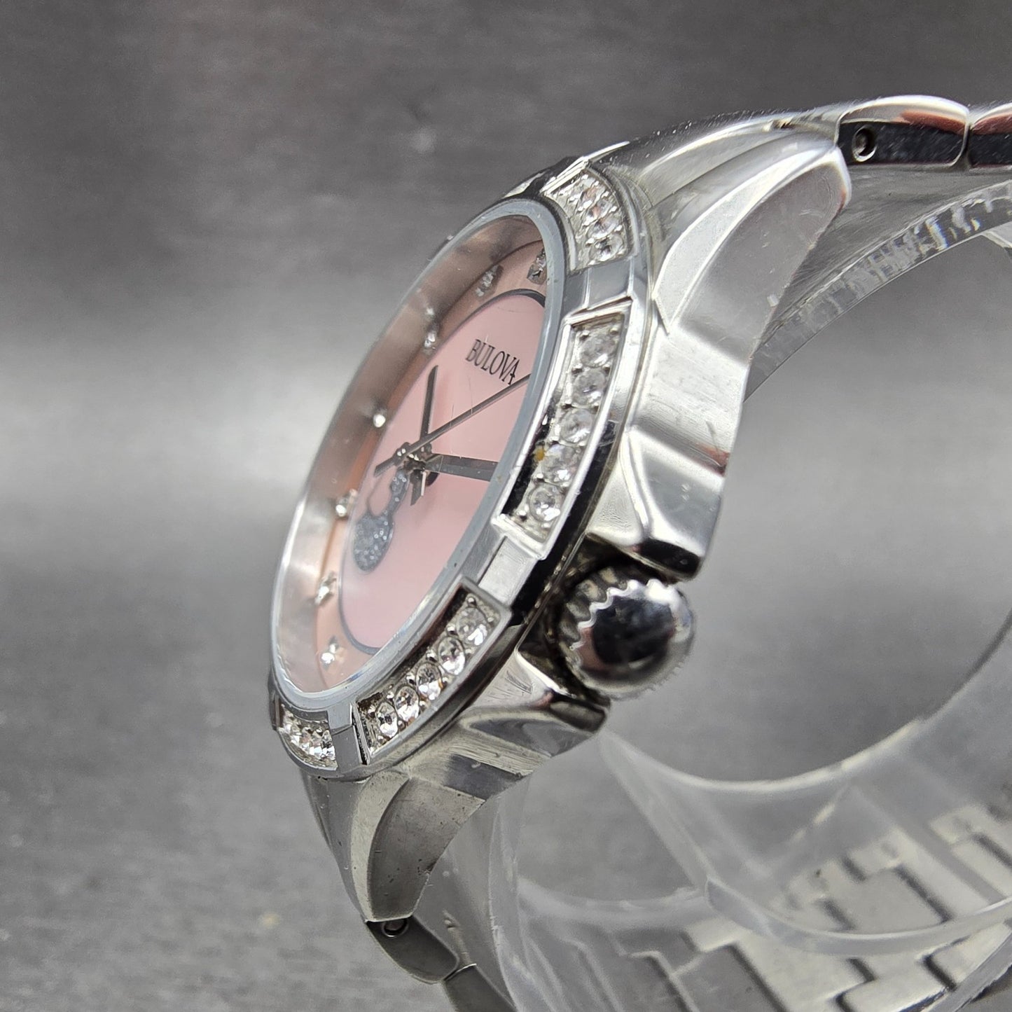 Bulova Heart Watch Women 30mm MOP Dial Silver Tone Round 96L237 New Battery2