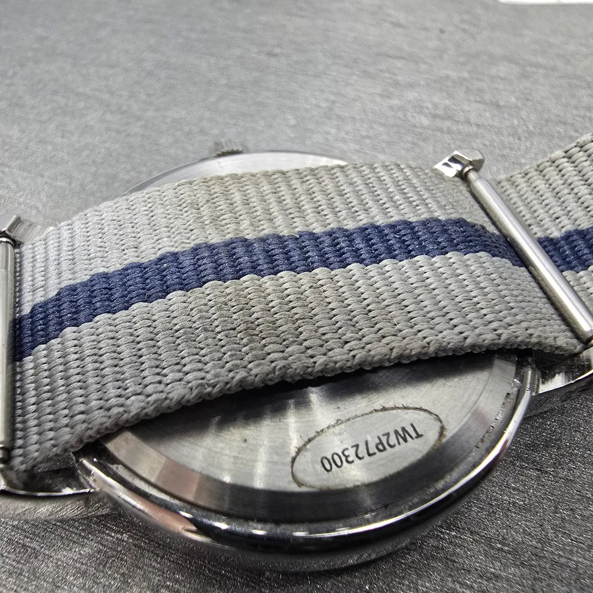 Timex Weekender Watch Men 38mm White Dial Silver Tone TW2P72300 New Battery Blue9