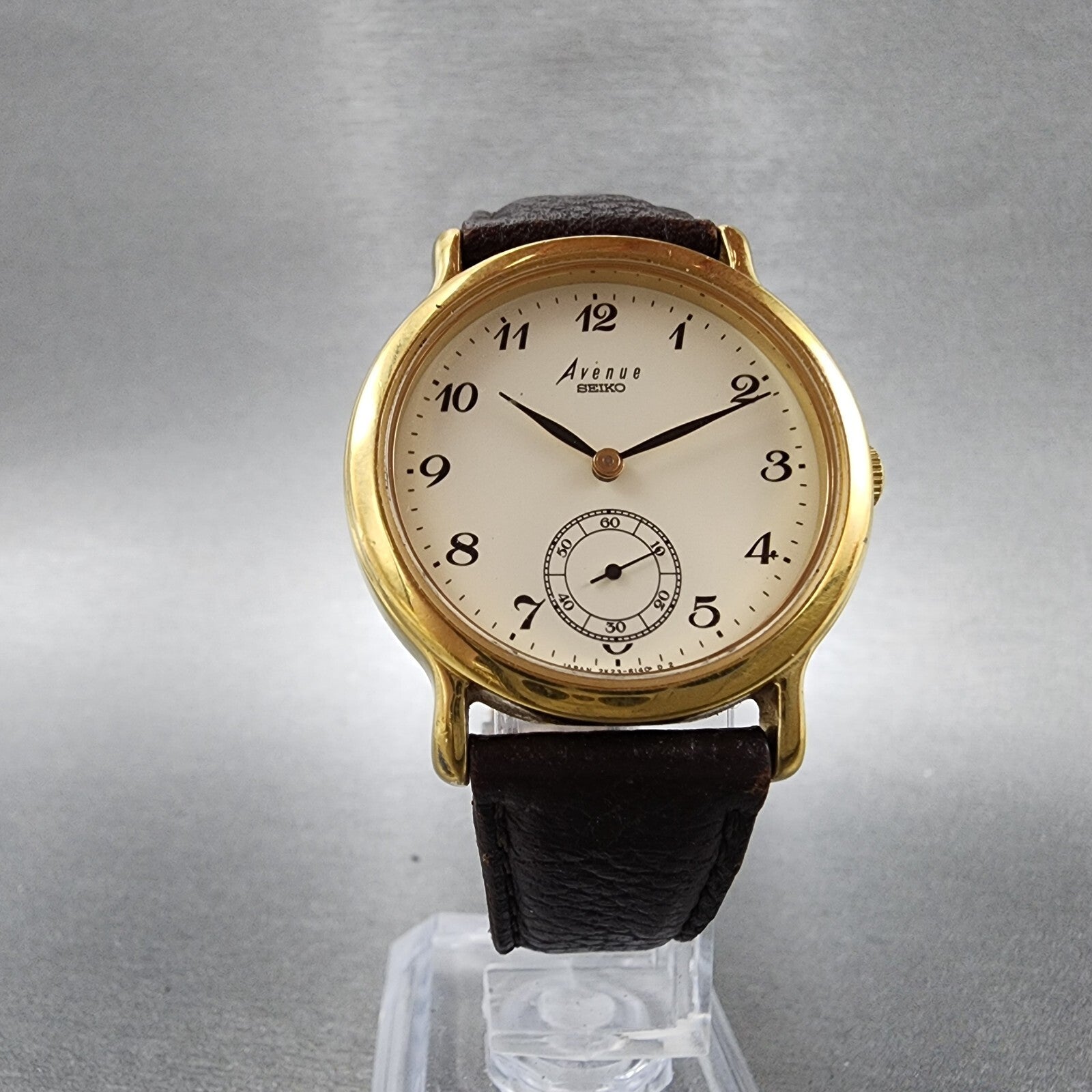 Seiko Avenue Watch Men 32mm White Dial gold Tone 2k236130 New Battery READ!!!!!5