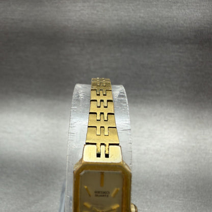 Seiko Watch Women 12mm Champagne Dial Gold Tone 1320-5029 New Battery Vintage 544
