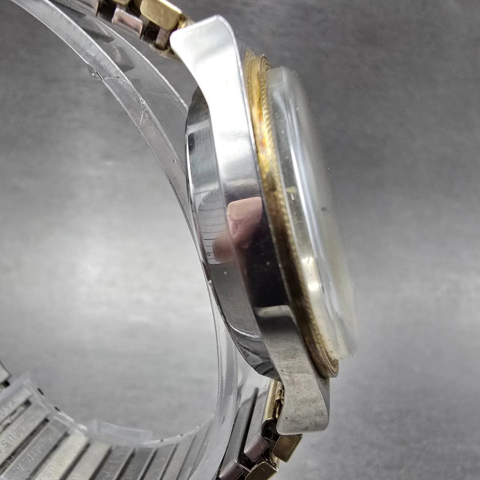 Bulova Watch Men 34mm Champagne Dial Two Tone Daydate 7011 PARTS Vintage4