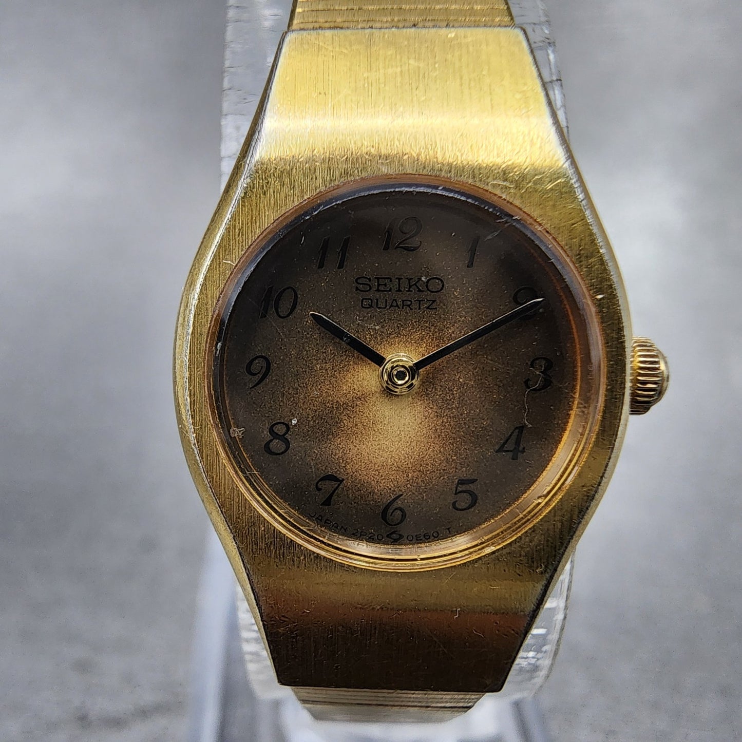 Seiko Watch Women 18mm Brown Dial Gold Tone Round 2P200A89 New Battery VTG1