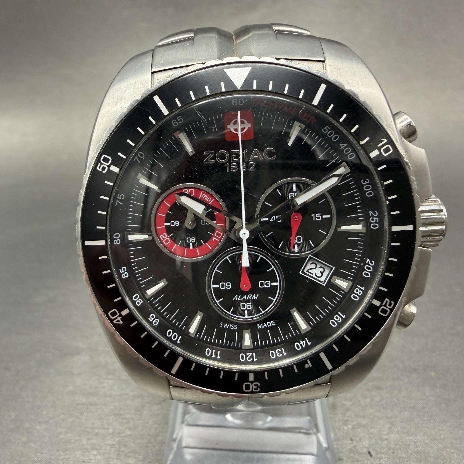 Zodiac Speed Dragon Chrono Watch Men 43mm Black Dial Steel Alarm Date New Batt0