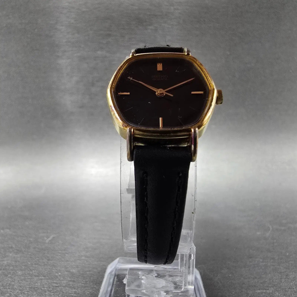 Seiko Watch Women 21mm Black Dial Gold Tone Hexagon 1221-5500 New Battery JP5
