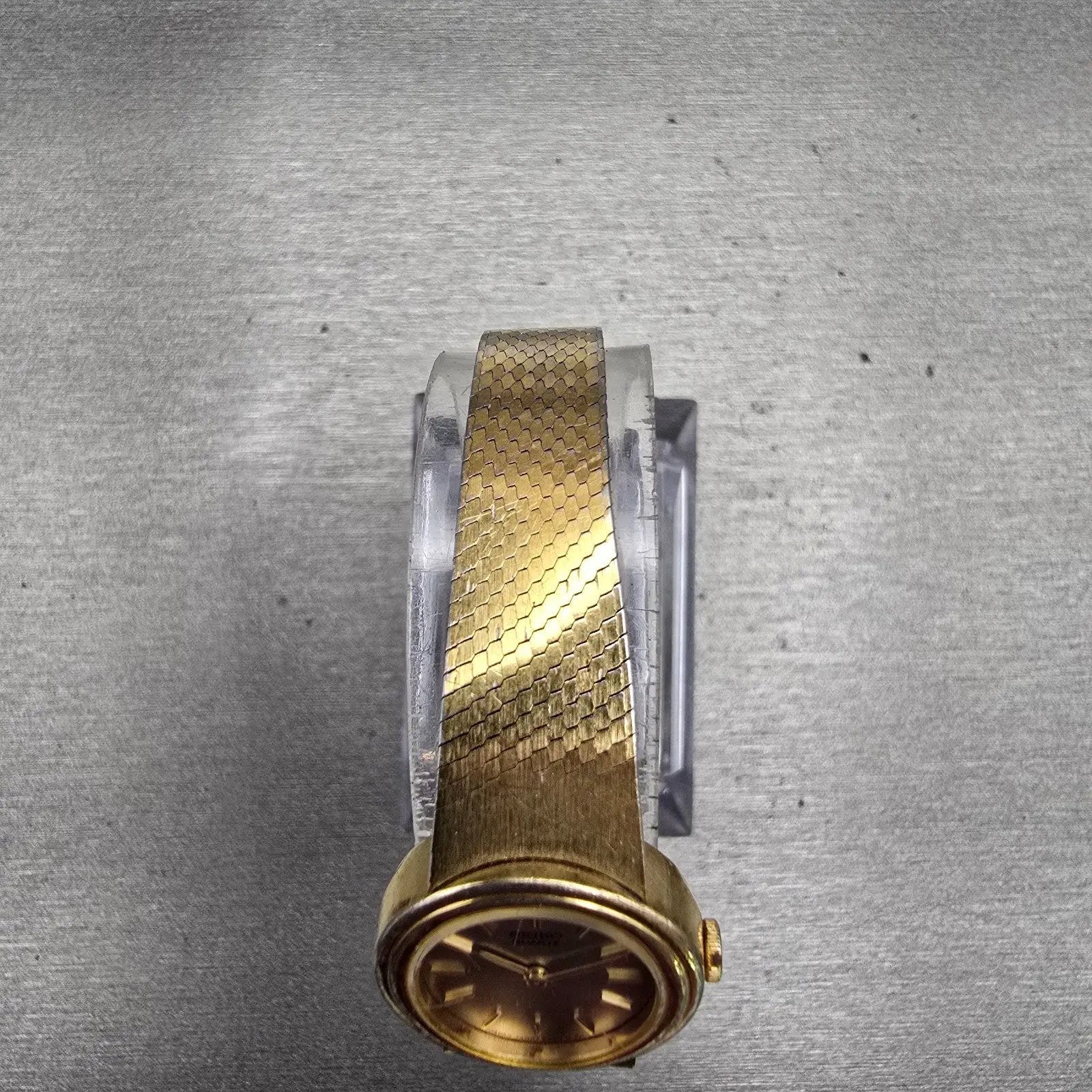 Seiko Watch Women 19mm Silver Dial Gold Tone Oval 1400-8099 New Battery Vintage4