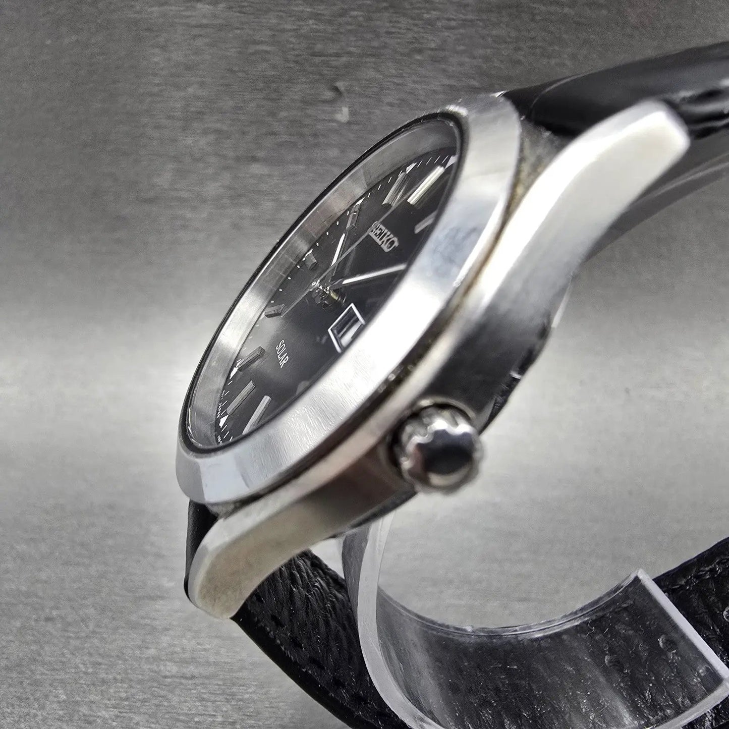 Seiko Solar Watch Men 37mm Black Dial Silver Tone Daydate Round V158-0AB0 Runs G2
