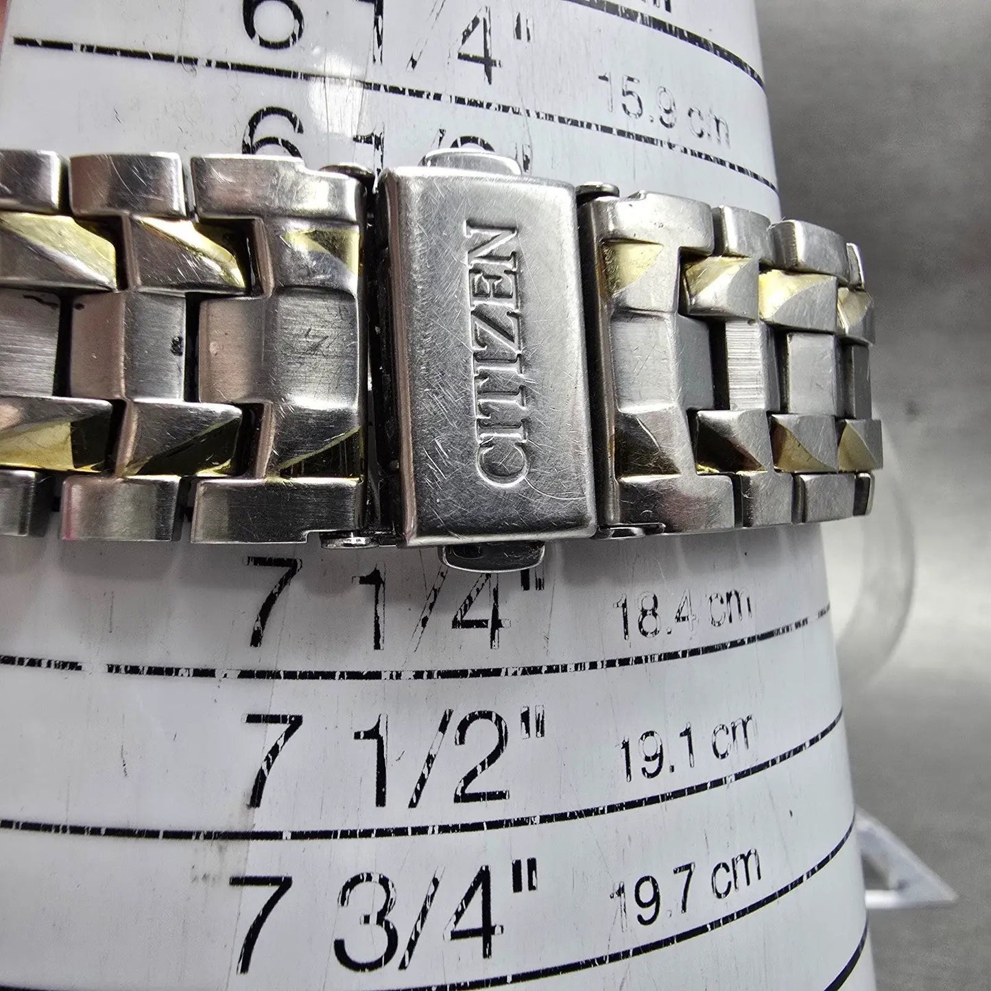 Citizen Eco-Drive Watch Men 38mm White Dial Two Tone Date E111-S049521 Runs10