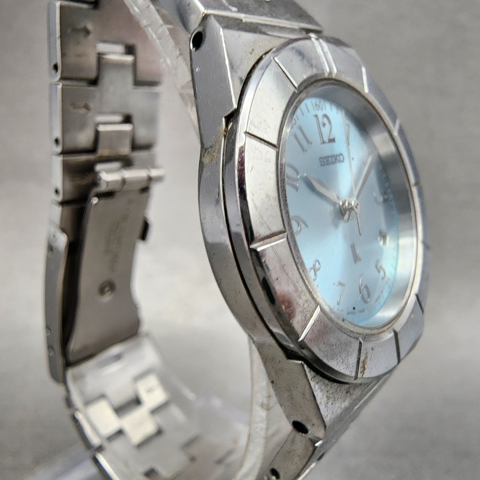Seiko Watch Women 28mm Blue Dial Silver Tone Date 7N820620 Lukia  New Battery3