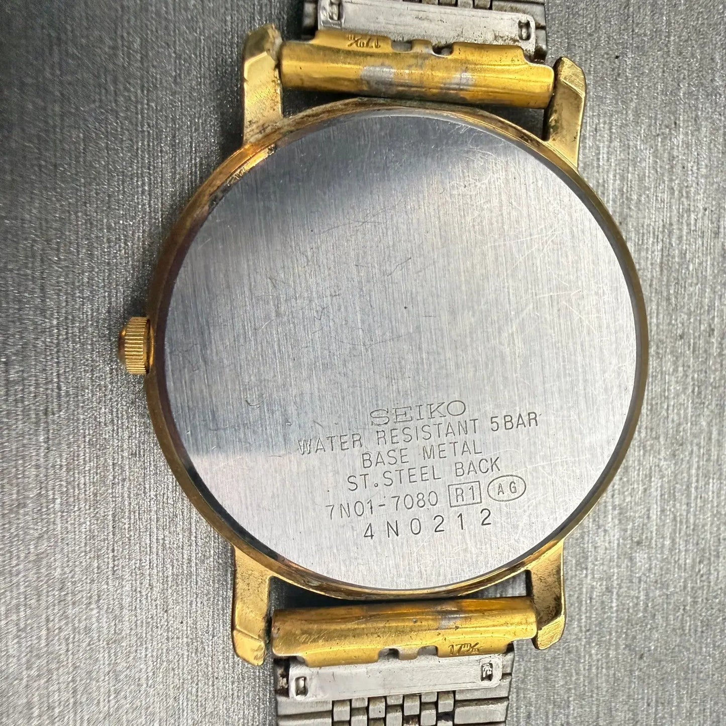 Seiko Watch Men 33mm White Dial Gold Tone Round 7N01-7080 New Battery Vintage10