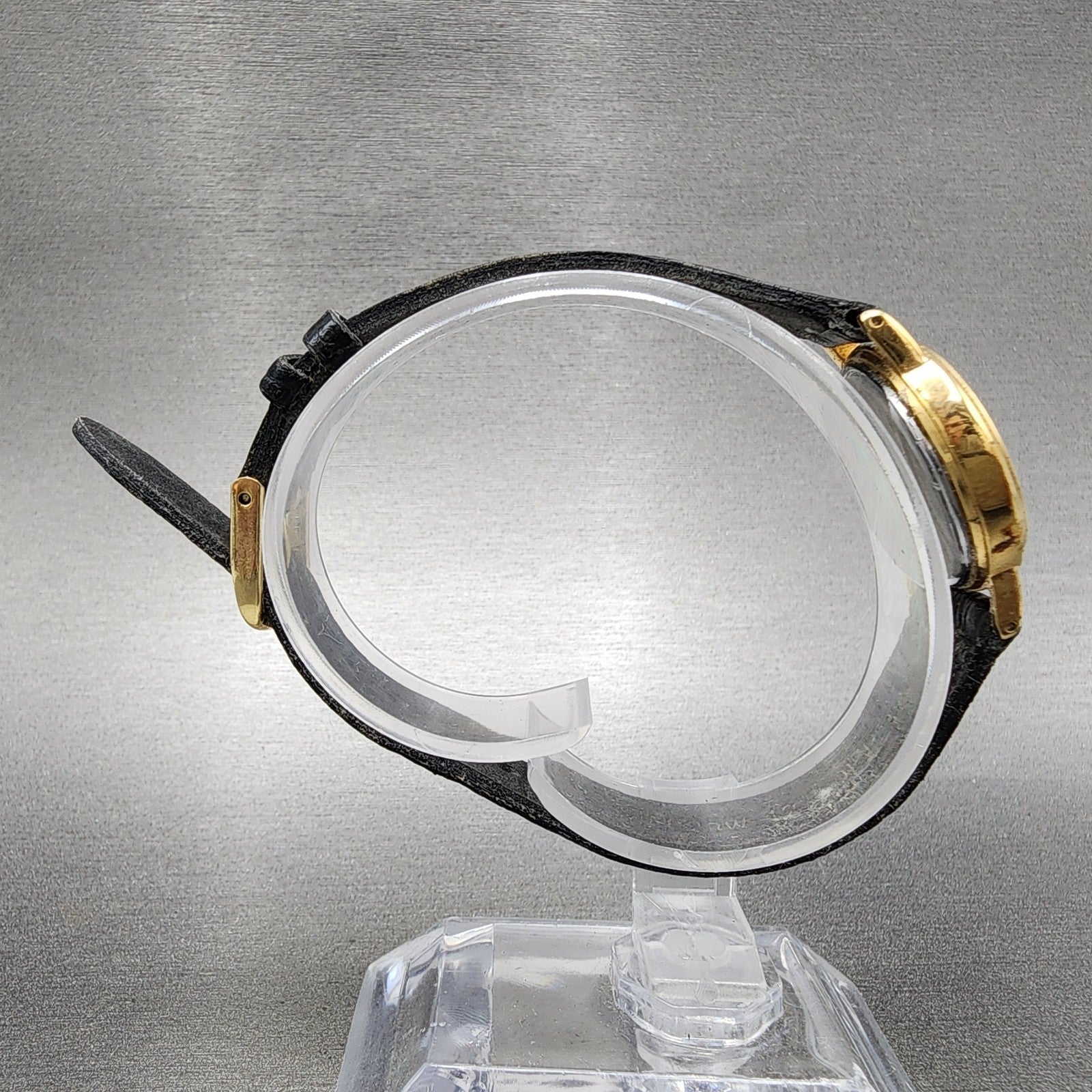 Seiko Watch Women 23mm White Dial Gold Tone Round 1N010DS0 New battery VTG8
