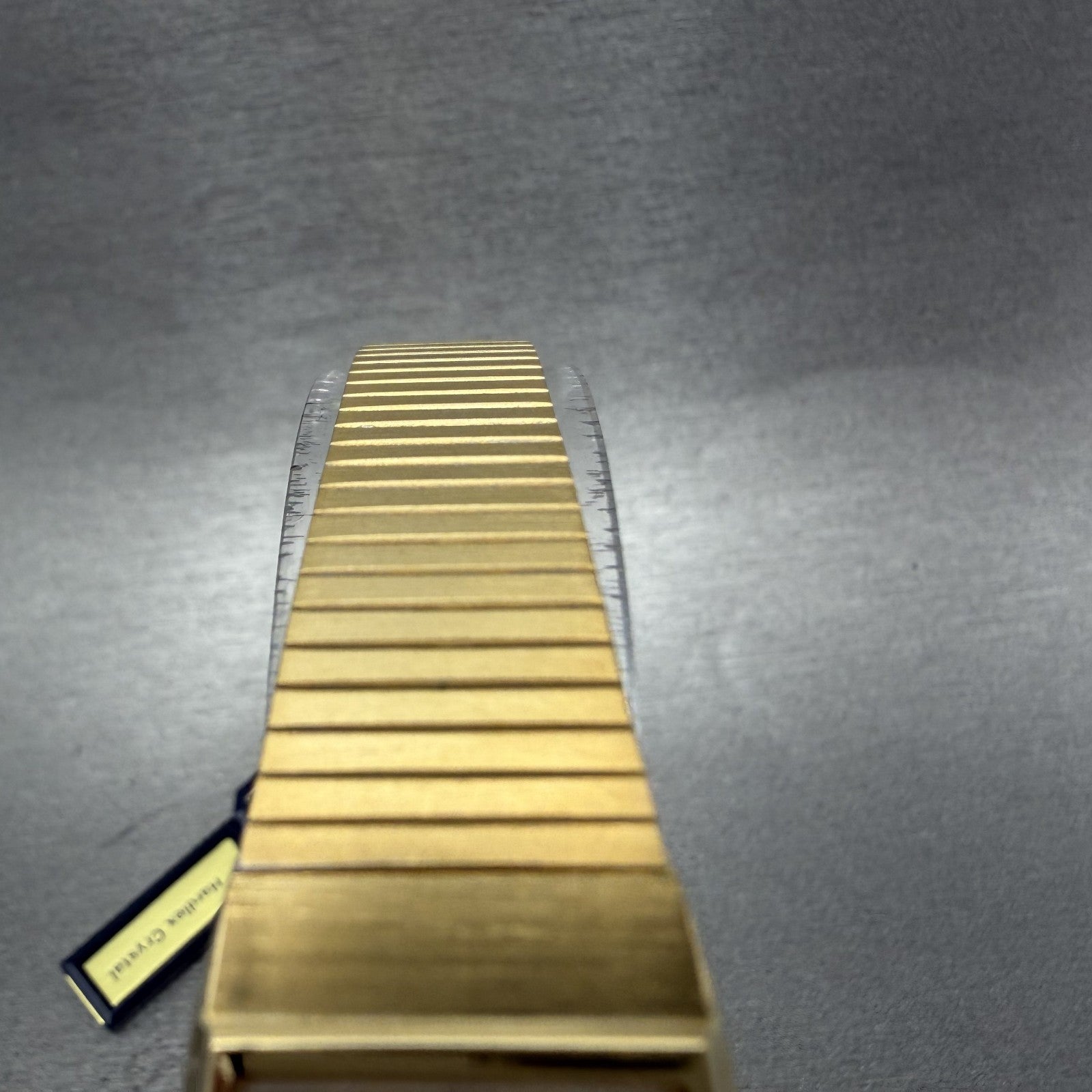 Seiko Tank Watch Women 20mm Gold Dial Gold Tone Rectangle 8Y215029 New Batt NOS4