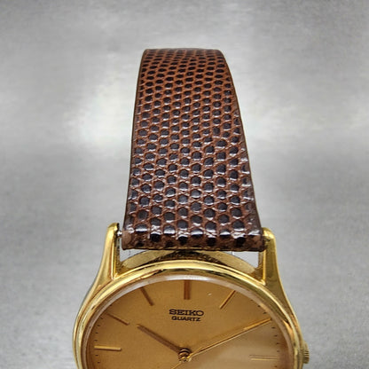 Seiko Watch Men 32mm Gold Dial Gold Tone Round 2K010099 Vinatge PARTS5