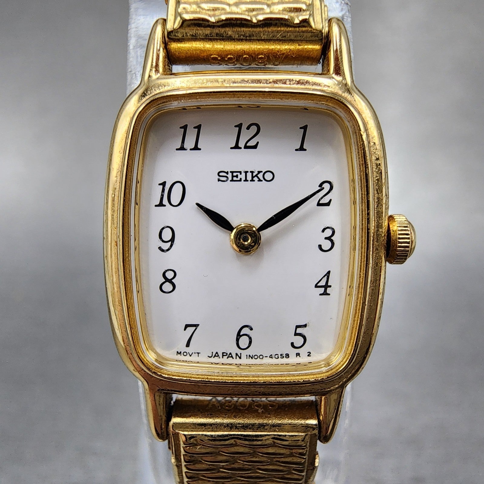 Seiko Watch Women 18mm White Dial Gold Tone Rectangle 1N005K29 New Battery1