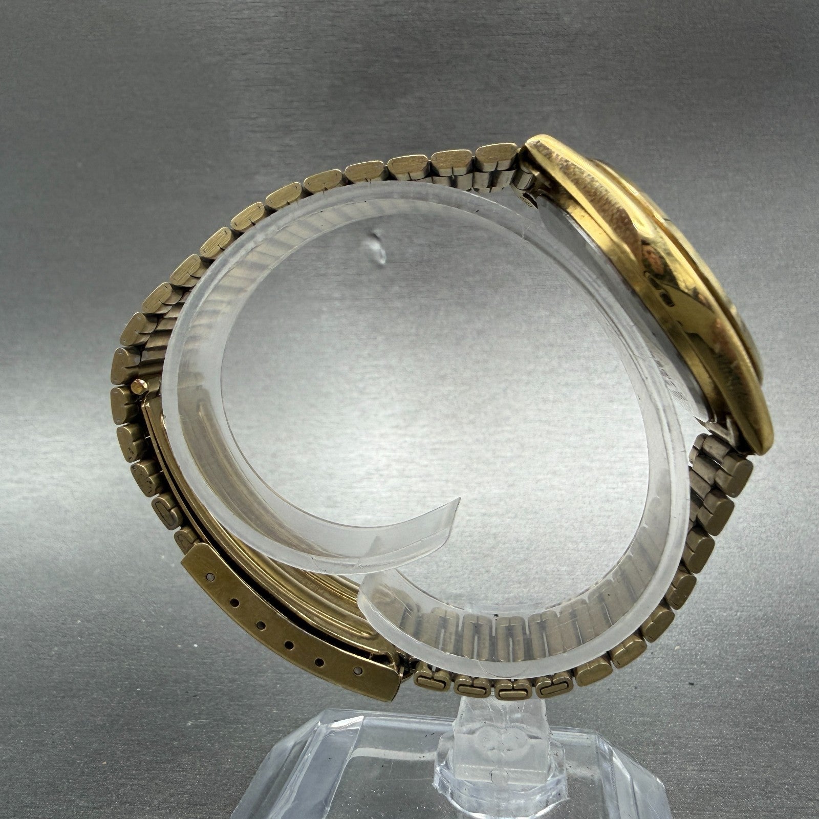 Seiko Chronos Watch Men 33mm Champagne Dial Gold Tone Daydate 8123-7080 PARTS9