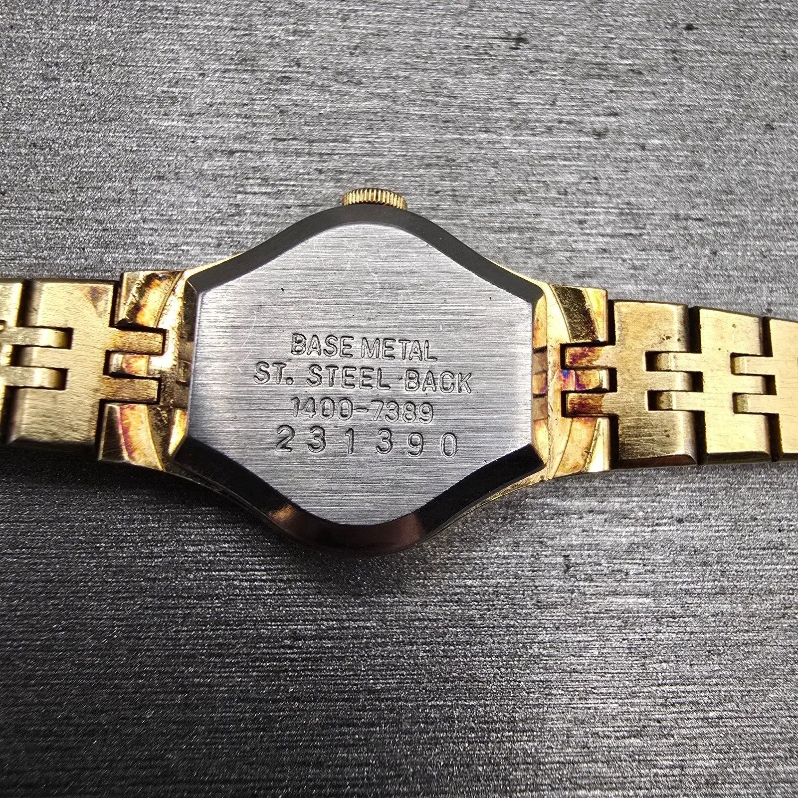 Seiko Watch Women 17mm Gold Dial Gold Tone Oval 1400-7389 New Battery Vintage10