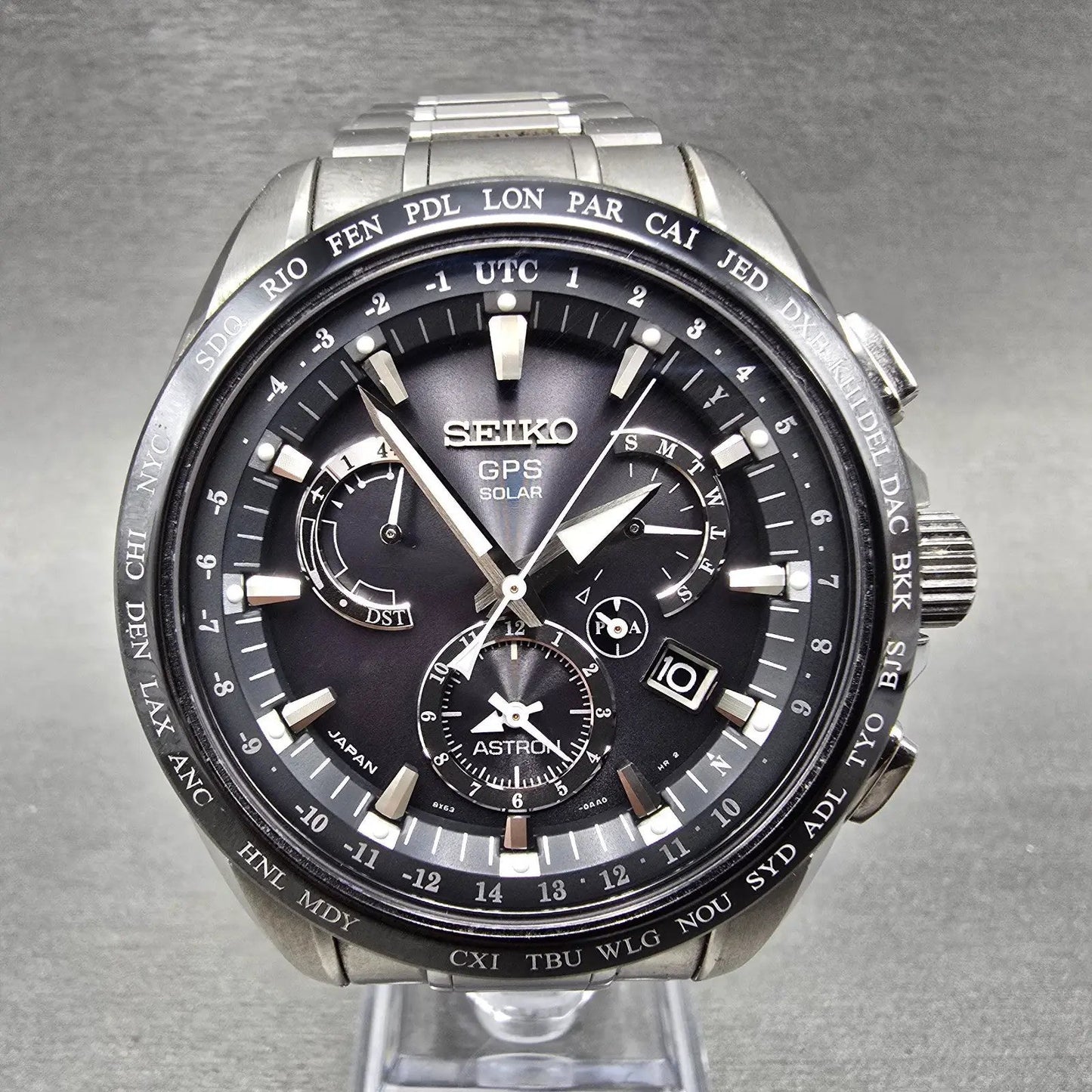 Seiko Astron GPS Watch Men45mm Black Dial Titanium Date World Time Solar Works0