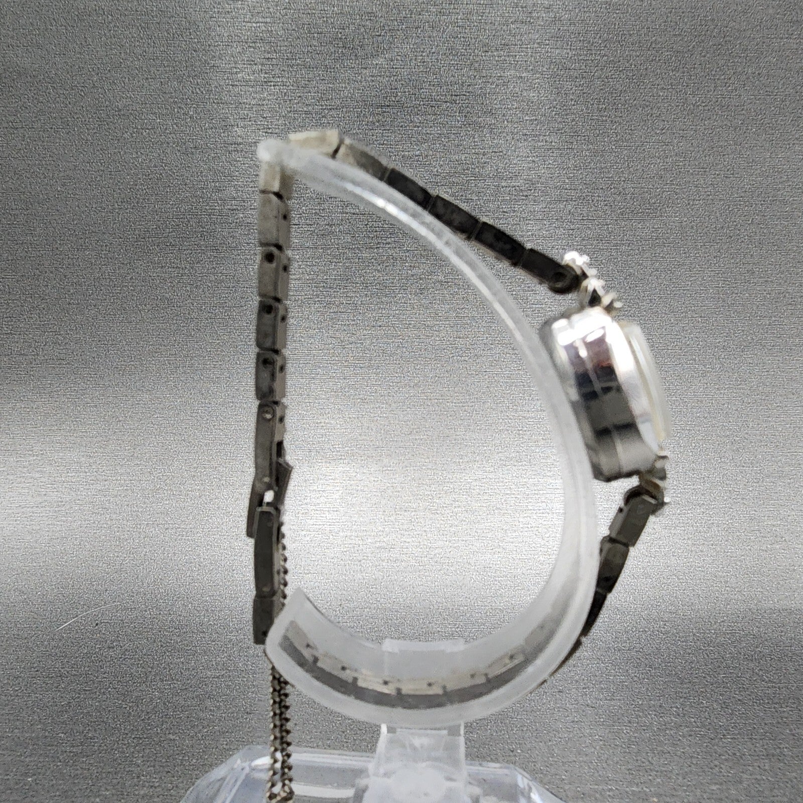 Citizen Nova Watch Women 15mm Silver Dial White Gold Plated Manual Wind Runs8