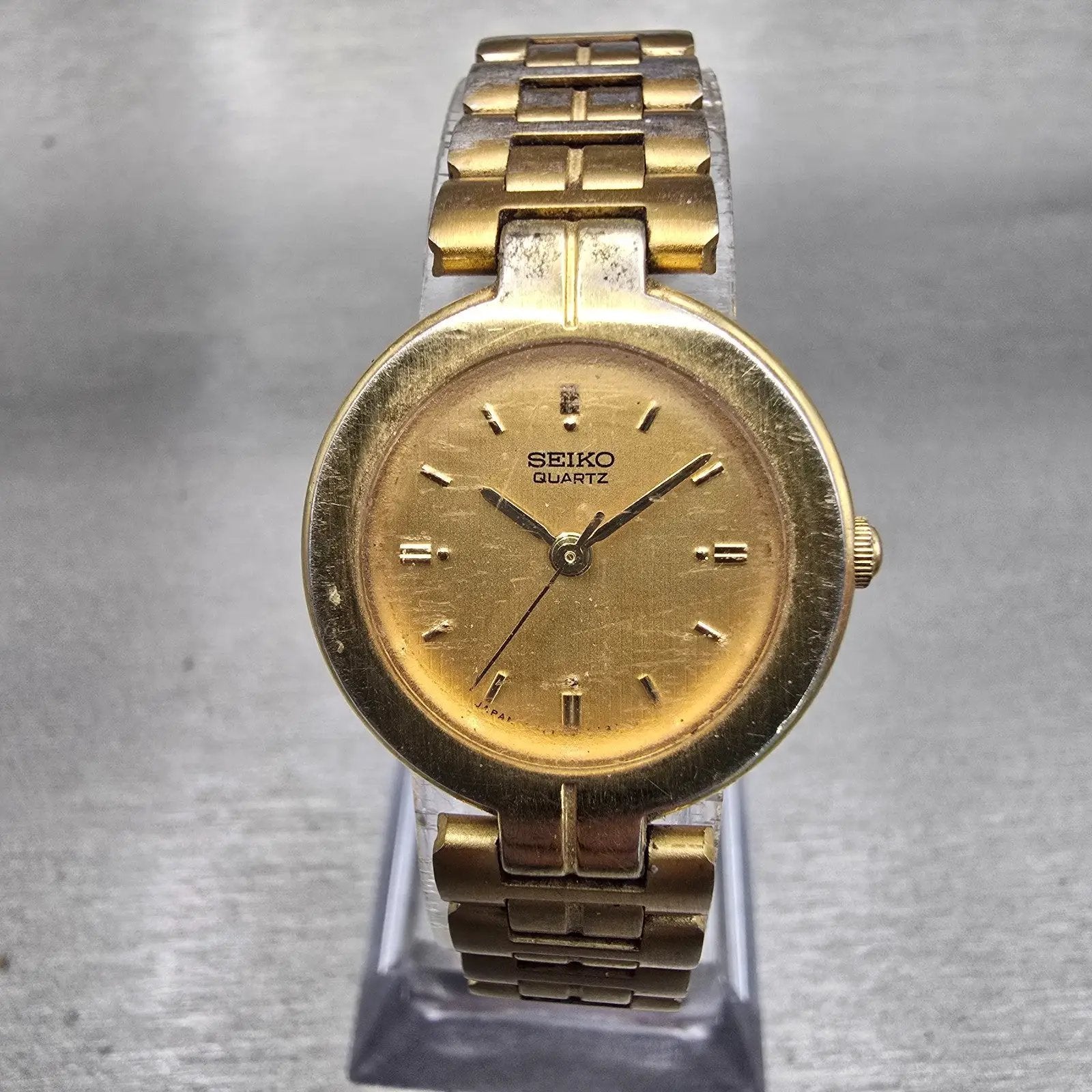 Seiko Watch Women 22mm Gold Dial Gold Tone Round 1N01-0A30 New Battery Vintage0