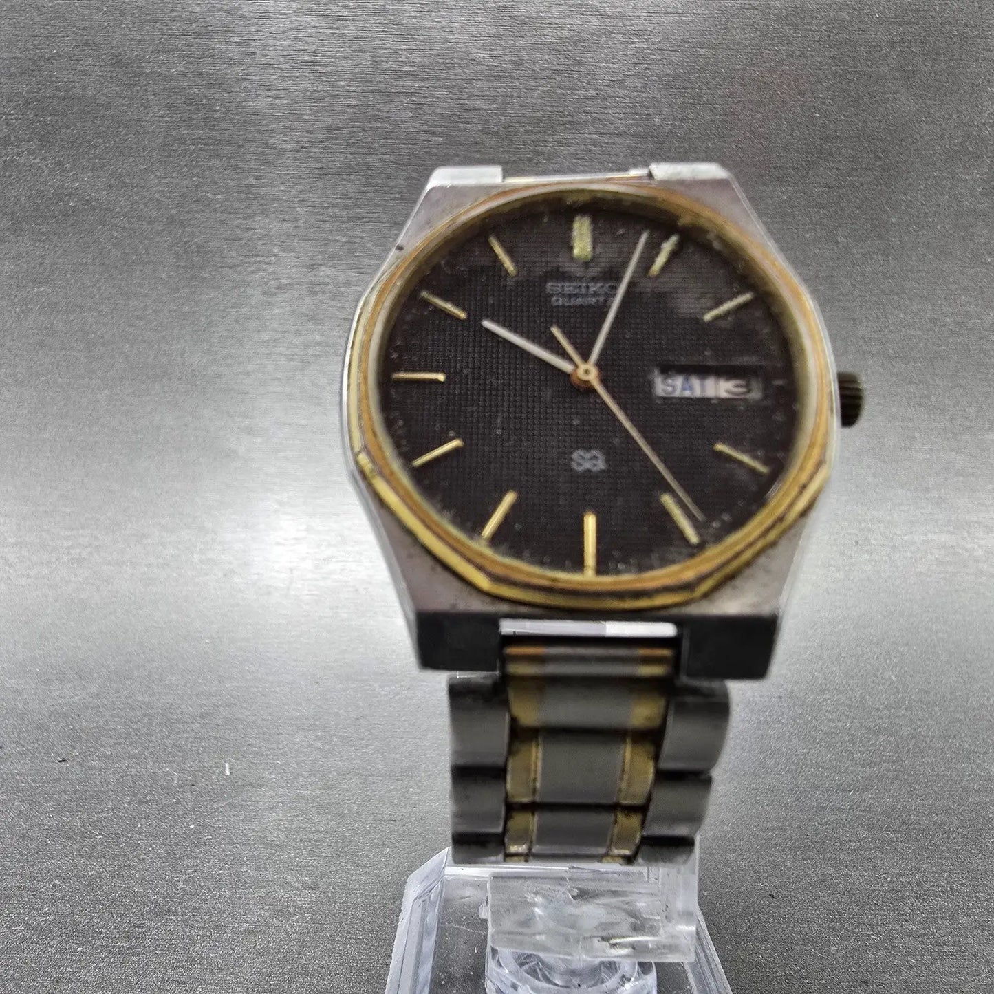 Seiko SQ Watch Men 33mm Black Dial Two Tone Daydate Round 2633-7039 PARTS VTG6