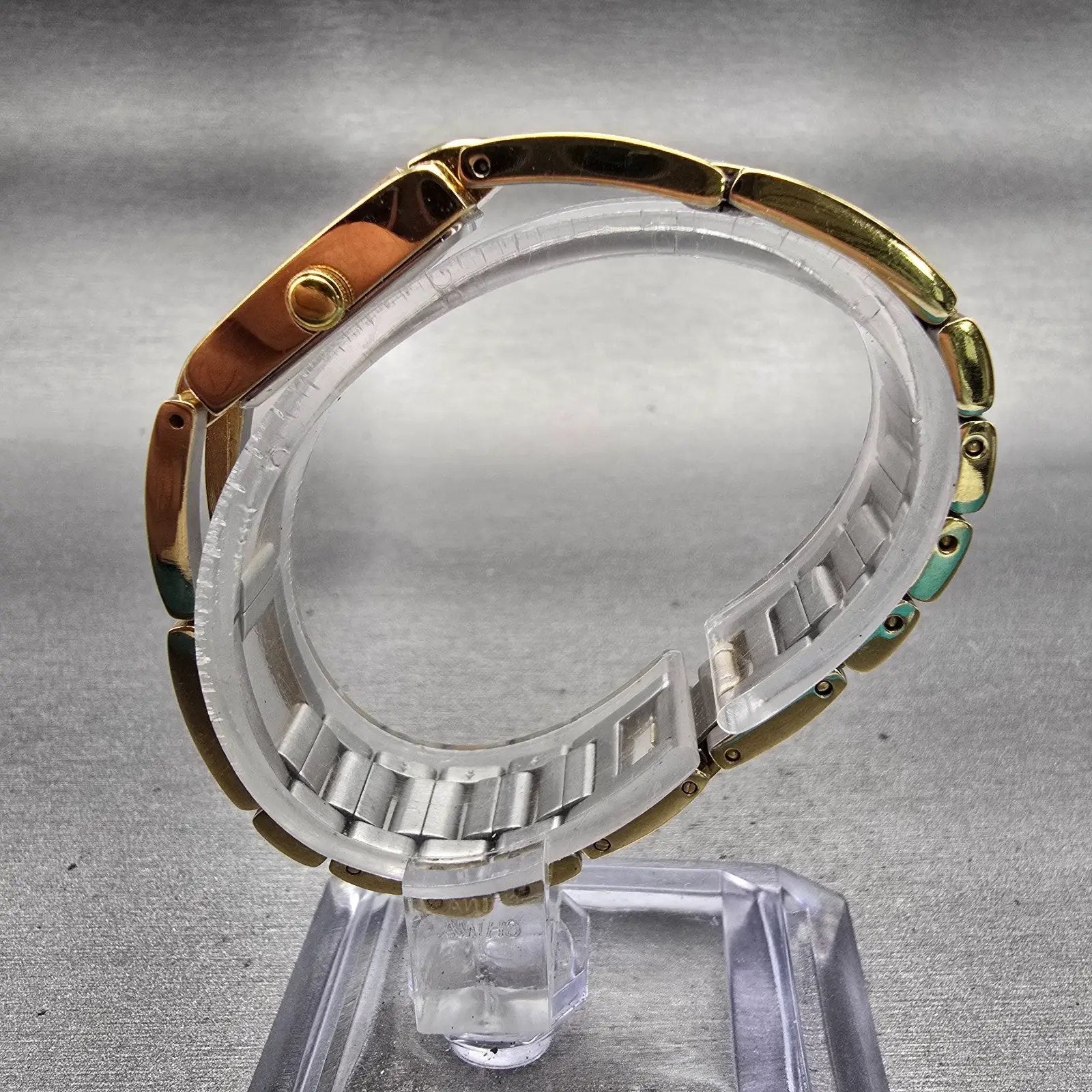 Seiko Pulsar Watch Women 12mm White Dial Gold Tone Rectangle V220-X012 New Batt6