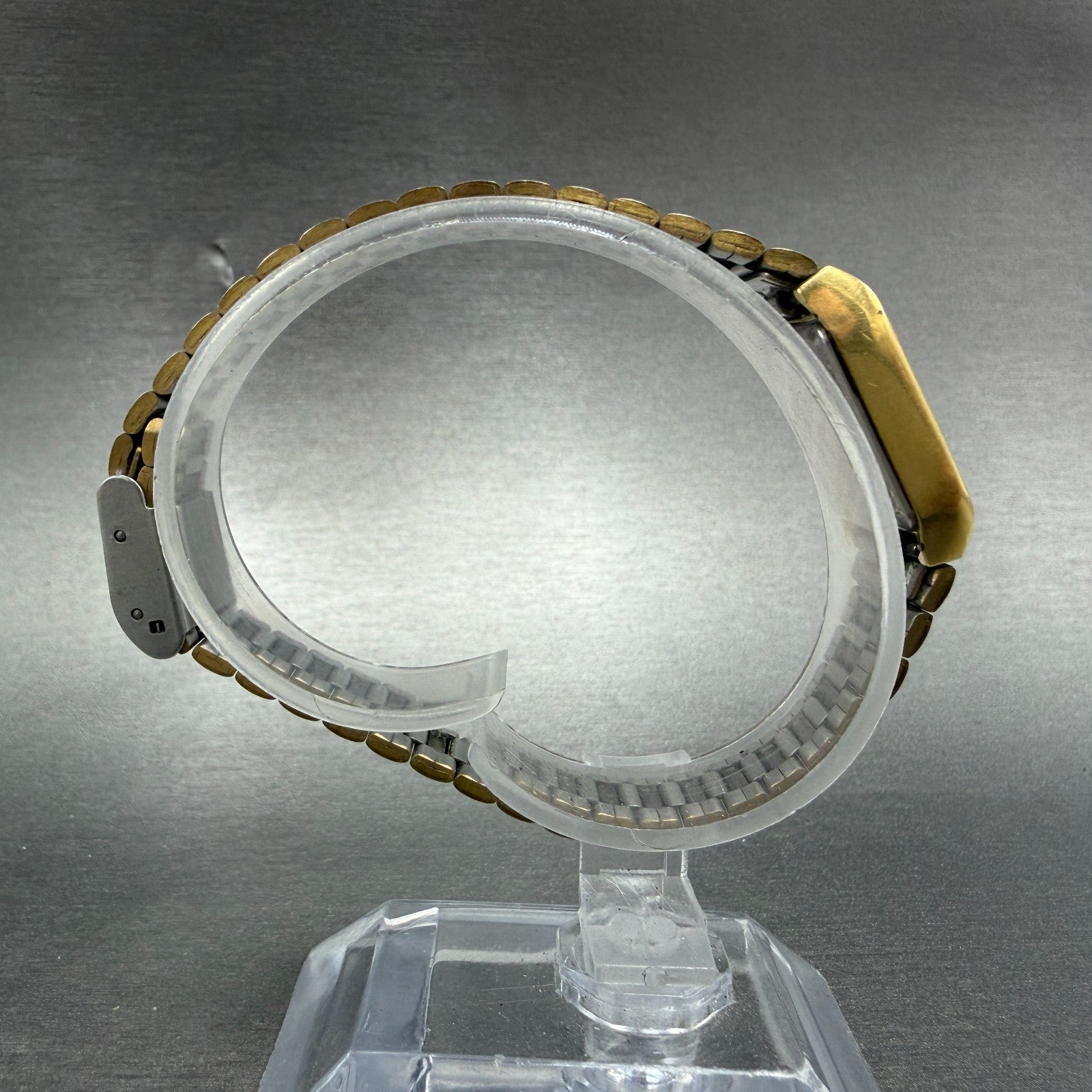 Seiko Tank Watch Women 16mm Black Dial Gold Tone Rectangle 1N01-5A10 New Battery8