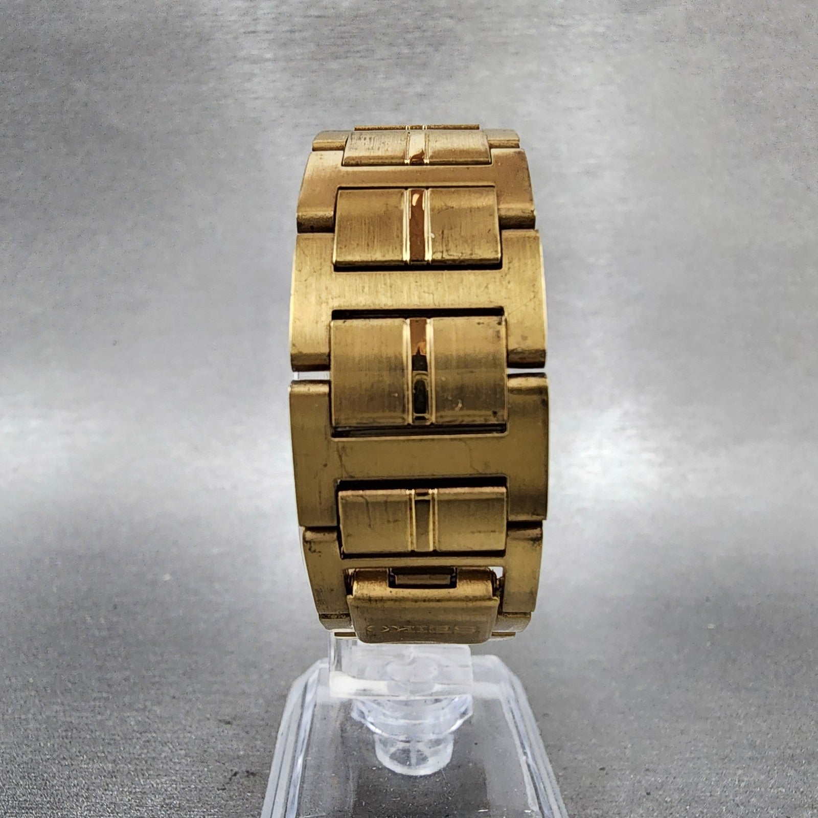 Seiko Tank Watch Men 26mm Champagne Dial Gold Tone Rectangle 7N015C90 New Batt7