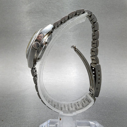 Seiko 5 Automatic Watch Women 26mm Silver Dial Silver Tone Daydate 42060010 Run7
