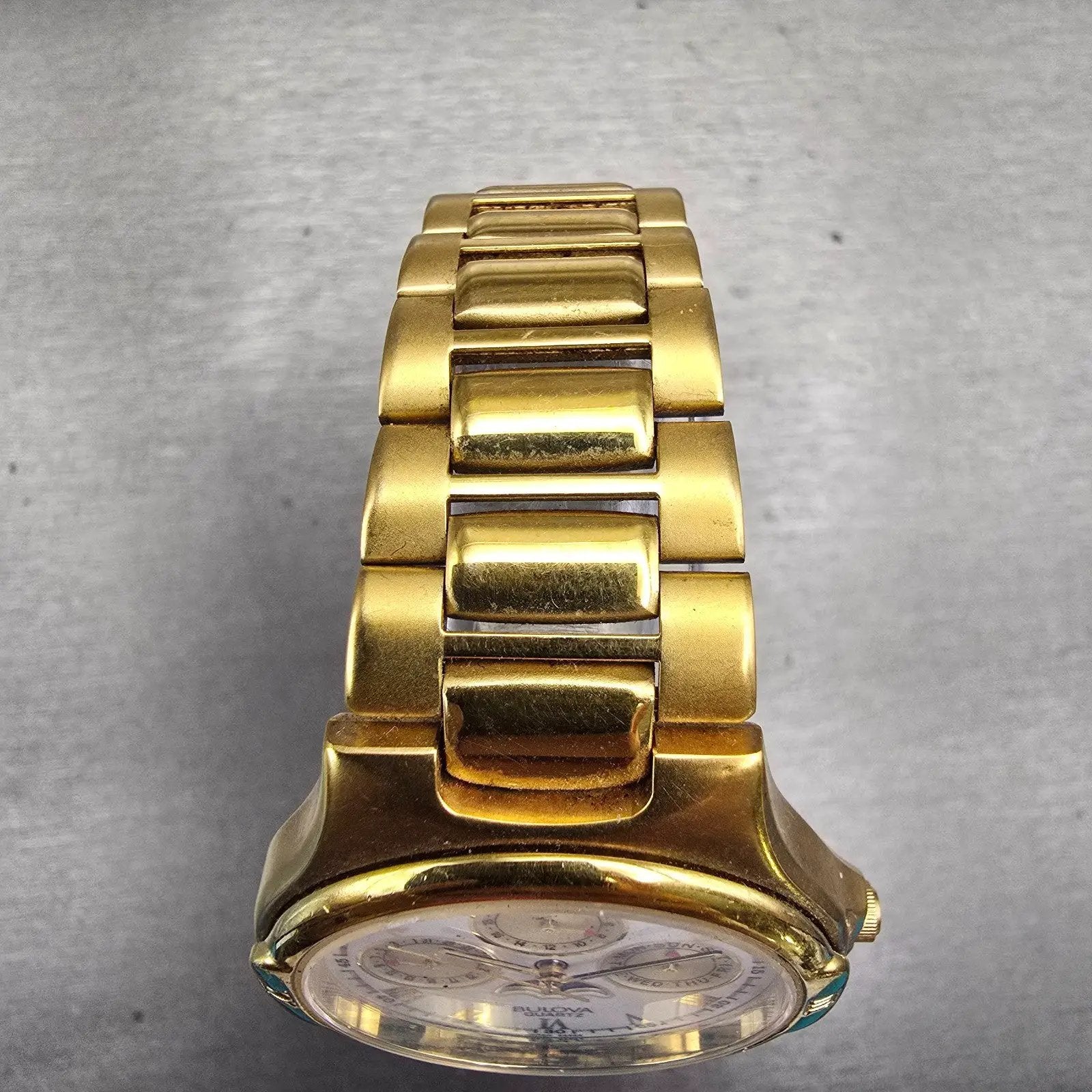 Bulova Moon Phase Watch Men 35mm White Dial Gold Tone Daydate 92D54 New Battery4
