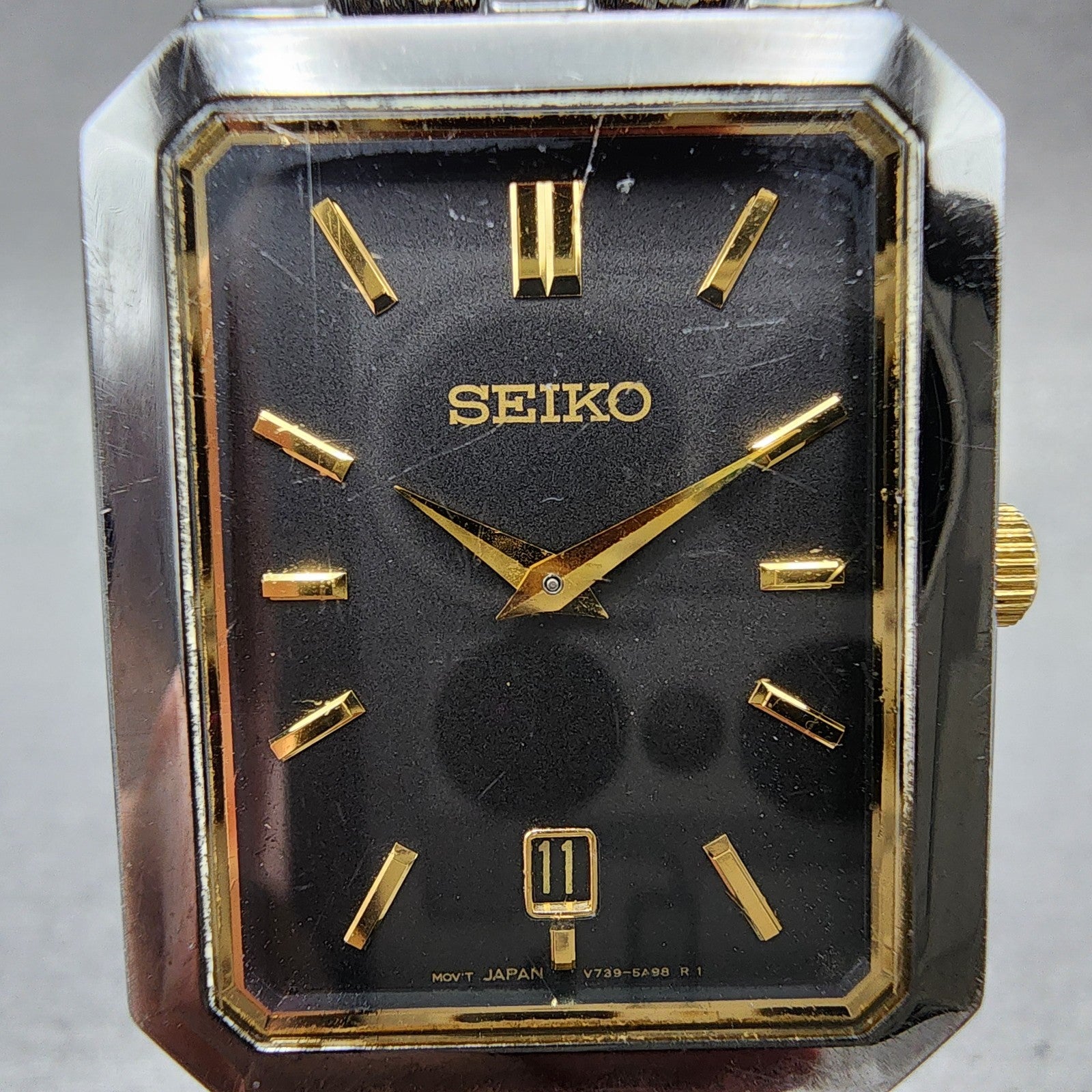 Seiko Tank Watch Men 27mm Black Dial Black &gold Tone Date V7395b19 New Battery1