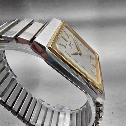 Seiko Watch Men 27mm Silver Dial Two Tone Rectangle 8620-5049 New Battery VTG3