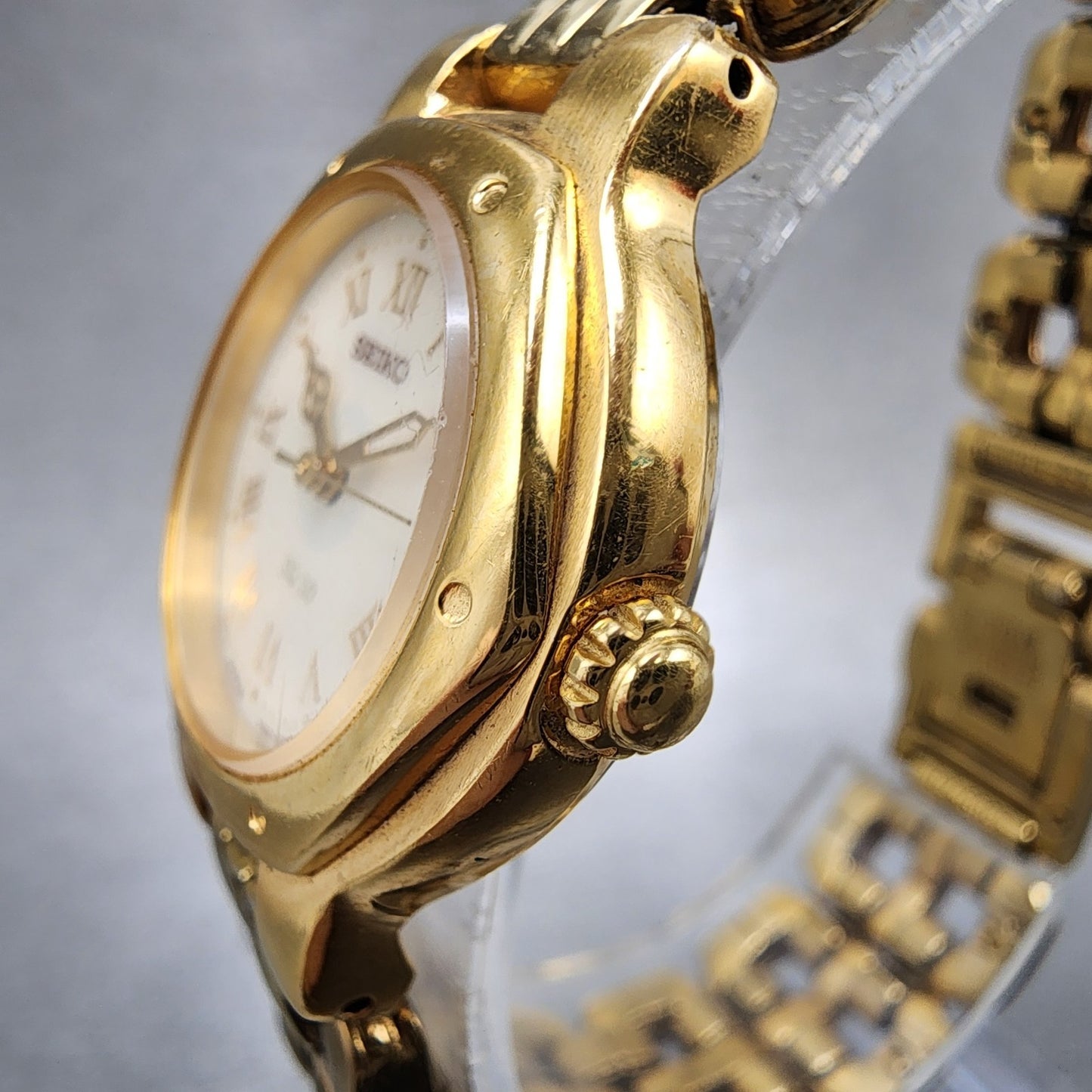 Seiko SQ 50 Watch Women 25mm White Dial Gold Tone Date Round 7N826C53 New Batt2