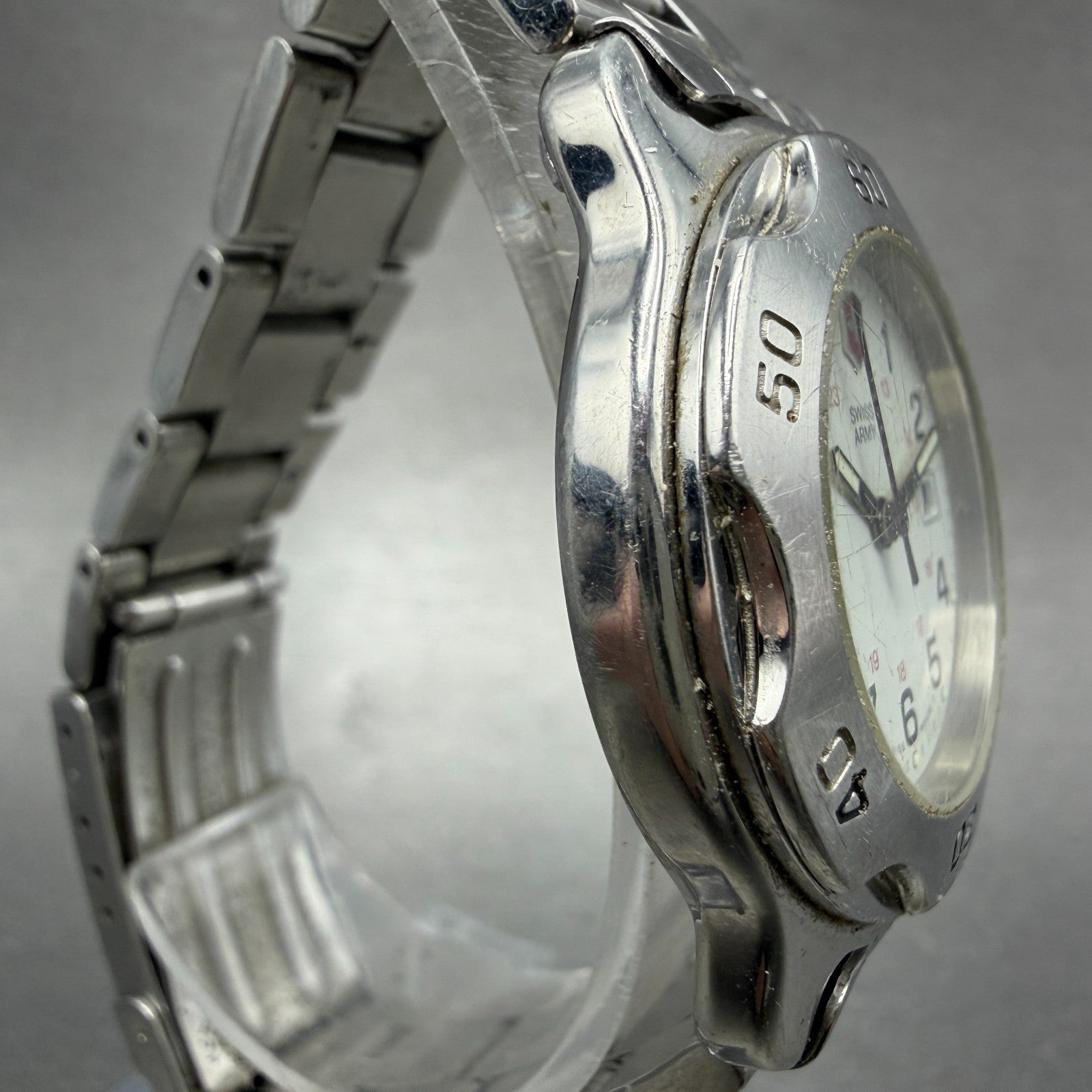 Victorinox Swiss Army Officer Watch Women 34mm White Dial Steel Date PARTS4