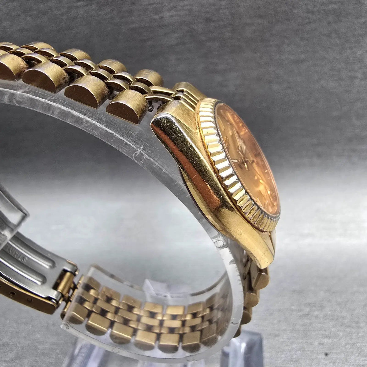 Seiko Womens Watch 24mm Gold Dial Gold Tone Daydate Round 7N83-0049 New Battery3