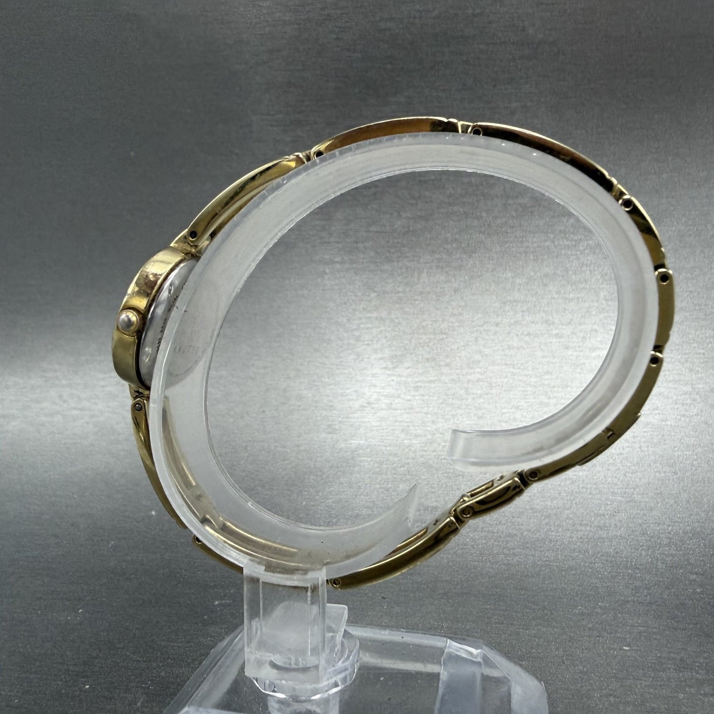 Citizen Watch Women 20mm Champagne Dial Gold Tone Round 5920-S99183 New BatteryA6