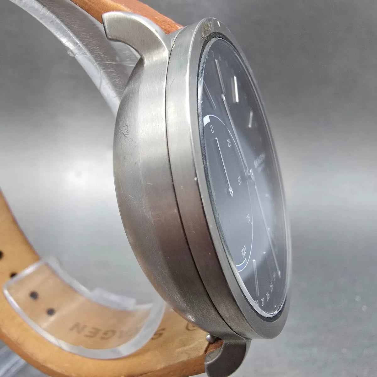 Skagen Connected Watch Men 42mm Gray Dial Silver Tone SKT1104 New Battery3