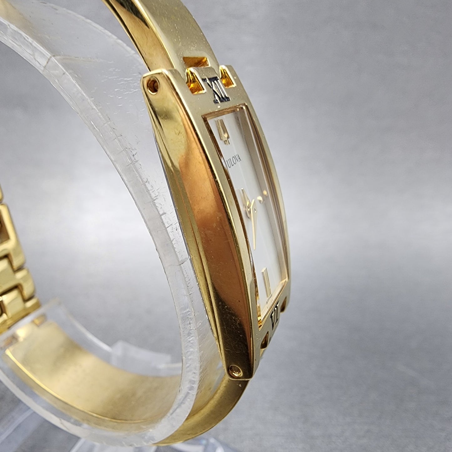 Bulova Tank Watch Women 15mm Silver Dial Gold Tone 97T46 New Battery READ!!!!!!!3