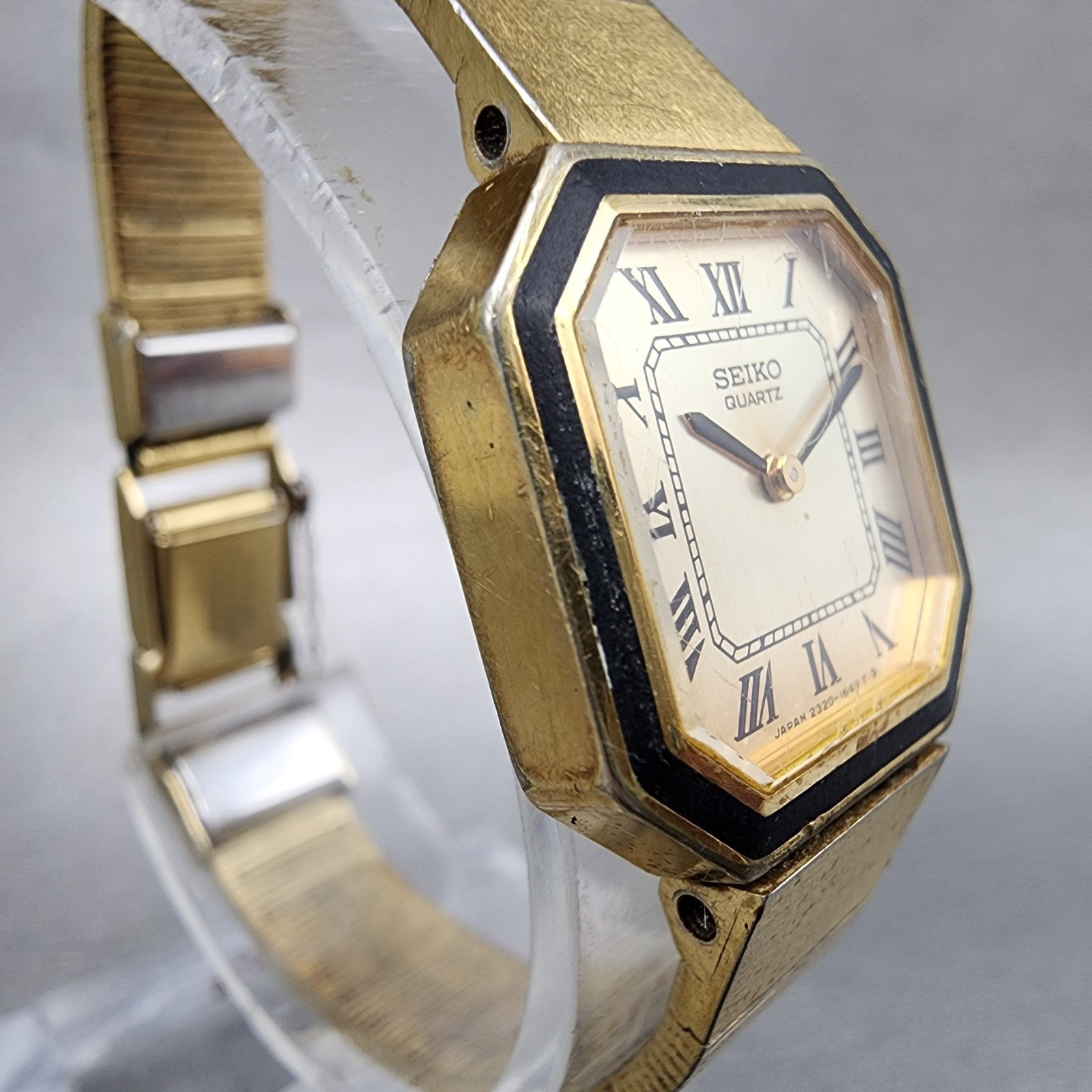 Seiko Watch Women 20mm Champagne Dial Gold Tone Octagon 23205889 New Battery3