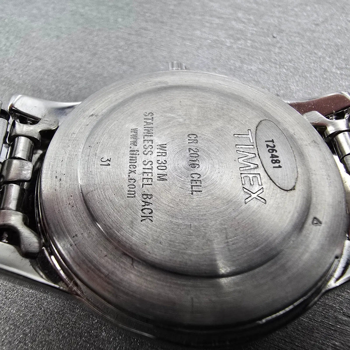 Timex Charles Street Watch Men 35mm Gray Dial Two Tone Daydate Round New Battery9