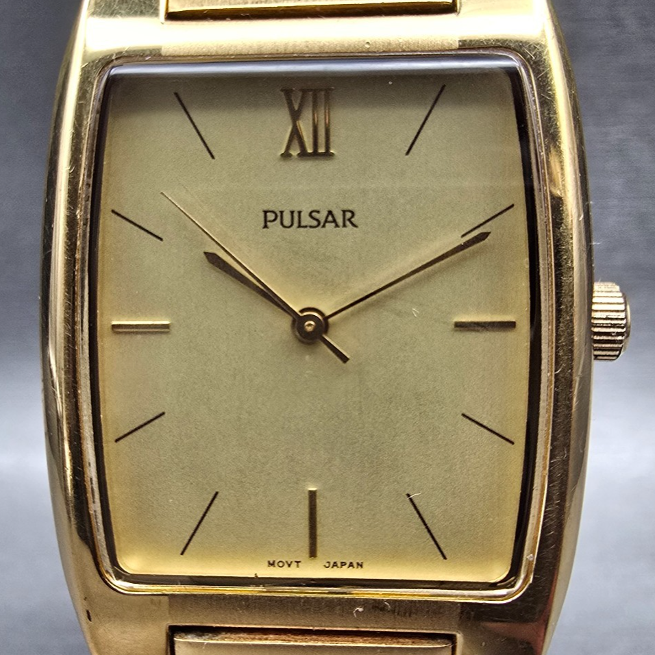 Seiko Pulsar Watch Men 28mm Gold Dial Gold Tone Rectangle V501-X106 New Battery1
