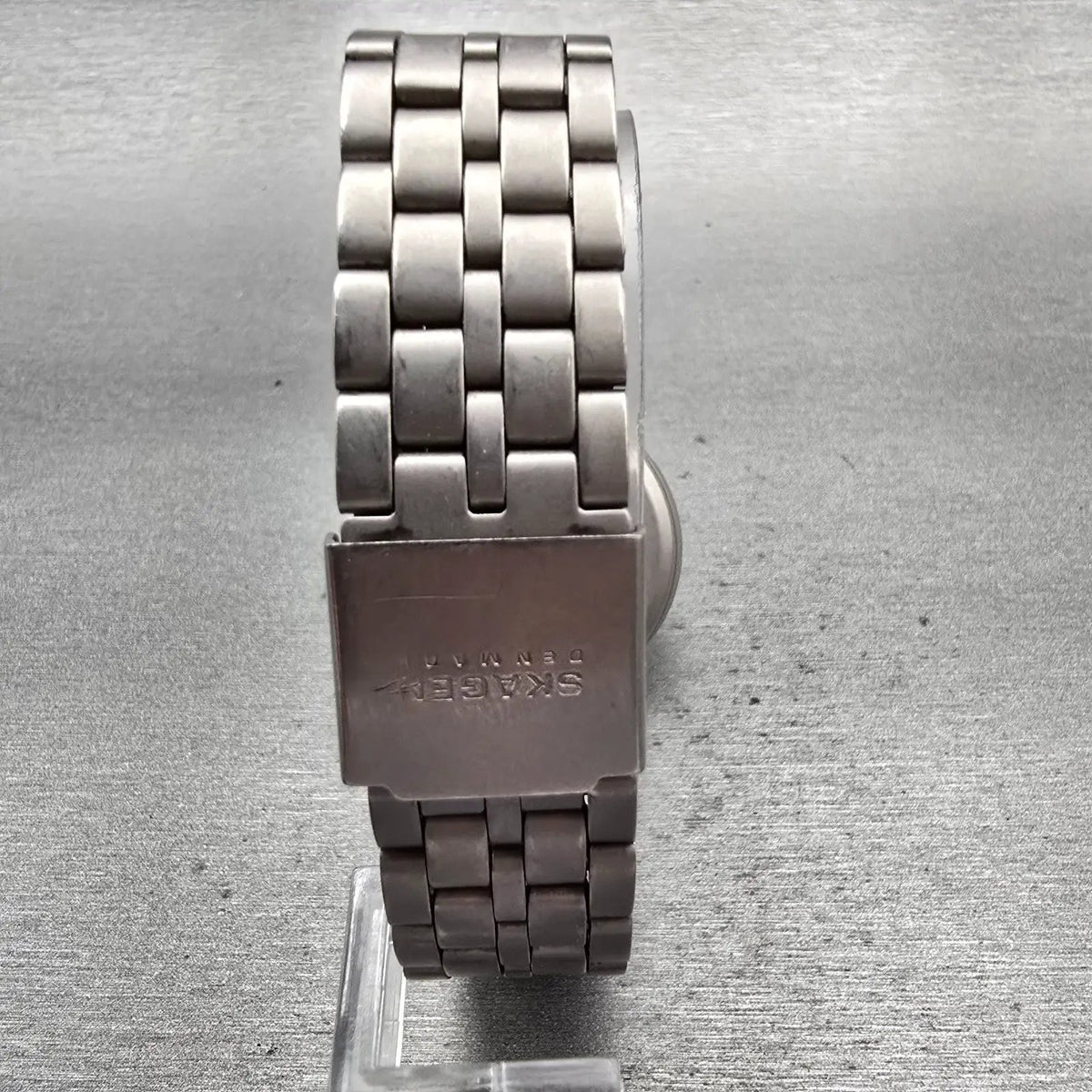 Skagen Watch Men 34mm Blue Dial Titanium Date Round 105LTXN New Battery7