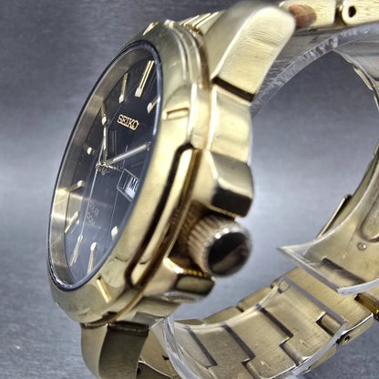 Seiko Solar Watch Men 39mm Black Dial Gold Tone Daydate Round V158-0AD0 Runs JP92