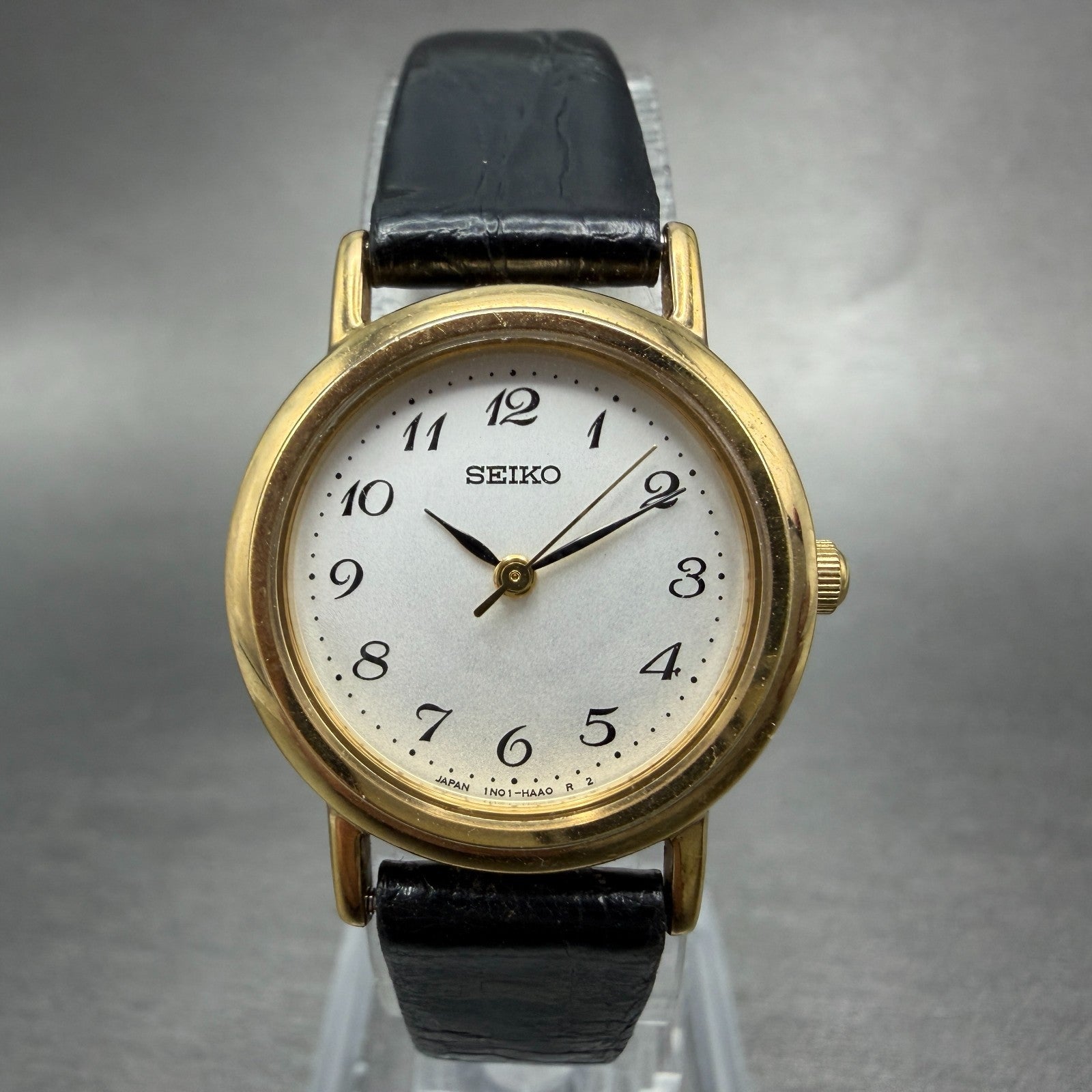 Seiko Watch Women 24mm Silver Dial Gold Tone Round 1N01-HZA0 New Battery0