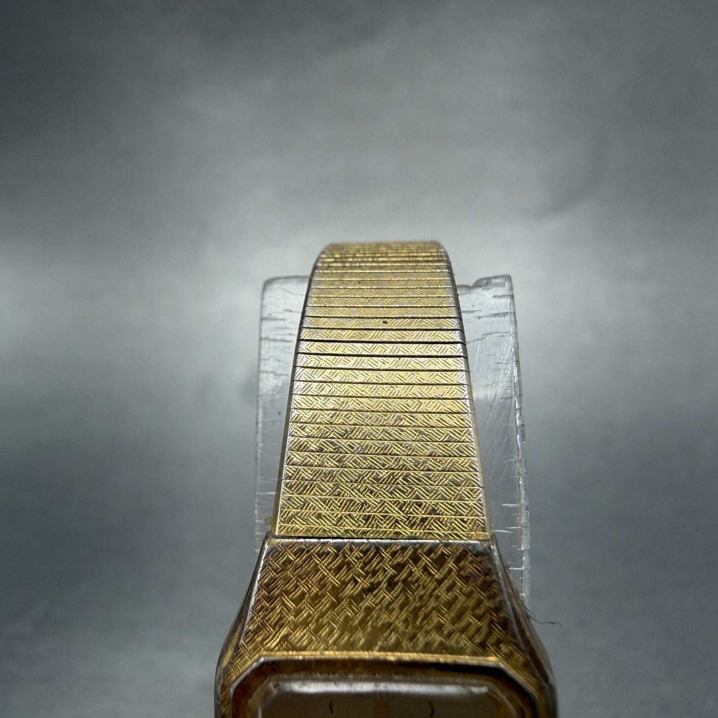 Seiko Watch Women 17mm Champagne Dial Gold Tone Rectangle 2C20-5789 New Battery34
